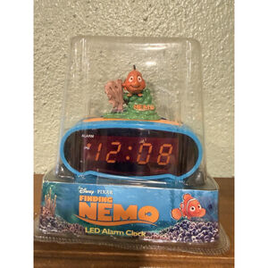 NEW Rare Pixar Disney Finding Nemo Digital LED Alarm Clock